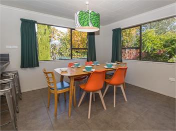 Kowhai Cottage (Bachcare) - Wanaka