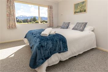 Kepler Retreat (Bachcare) - Te Anau