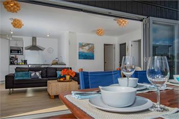 The Sunshine Bungalow (Bachcare) - Mangawhai Heads