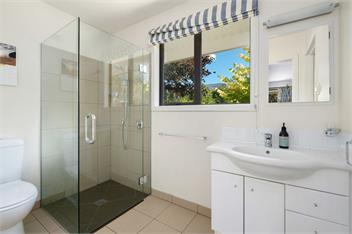 Southern Serenity (Bachcare) - Wanaka