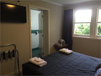 Lovett Lodge - Ensuite Duo with complimentary Continental brekki! - Invercargill