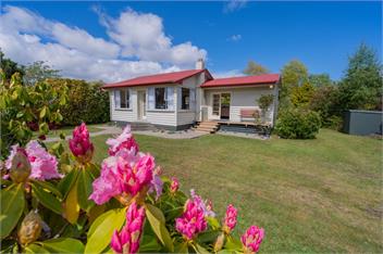 Rustlein Cottage (Bachcare) - Te Anau