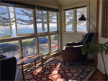 Ahuriri Beachfront Villa - Napier