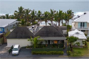 ShineAwayHomes-Family Beachfront- A/C with Free Wifi - Rarotonga