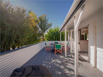 Seashells Bach (Bachcare) - Whangamata