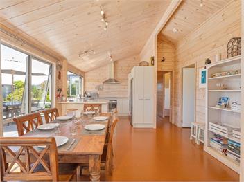 Kowhai Retreat (Bachcare) - Matarangi