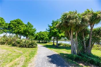 The Lakeside (Bachcare) - Tauranga