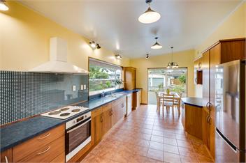 Mid Century Oasis (Bachcare) - Hastings