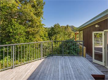 Birdsong (Bachcare) - Whangamata