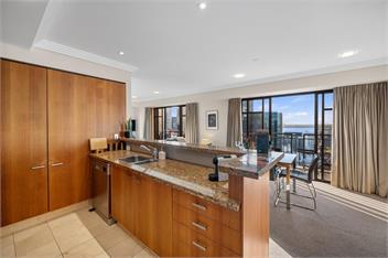 Views @ Metropolis - Free Parking! - Auckland