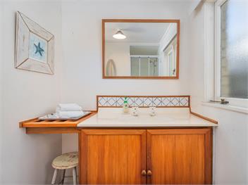 The Carolyn (Bachcare) - Whangamata