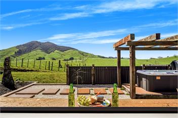Kakepuku View and Spa Retreat (Bachcare) - Te Awamutu