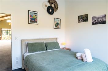 Waimanu Guest House - 