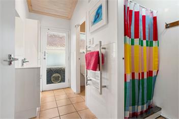 Slice of Paradise (Bachcare) - 