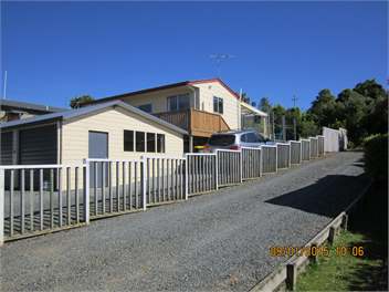 Kaka Point Holiday House - Kaka Point