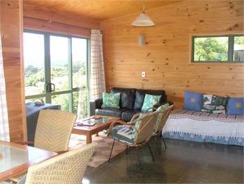 Coopers Beach Retreat- the black bach - Coopers Beach 0420