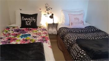 Central Lakeview Apartment - Queenstown