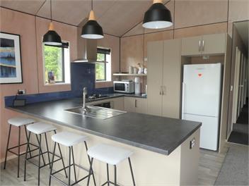 Contemporary Ohau Home - Ohau village