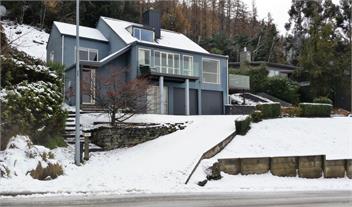 Wakatipu Views (Bachcare) - Queenstown