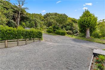 Splendour on Spencer (Bachcare) - Lake Tarawera