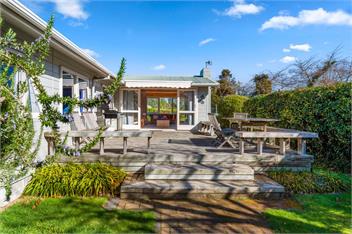 The Lake Escape (Bachcare) - Taupo Central