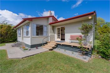 Rustlein Cottage (Bachcare) - Te Anau