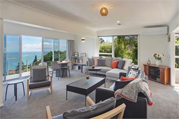Ocean Vista - Nelson Waterfront Holiday Home - Nelson
