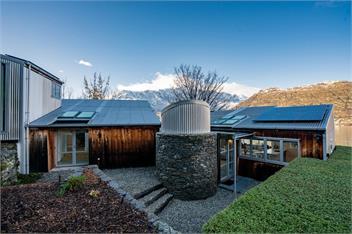 A Stunning Stay (Bachcare) - Queenstown