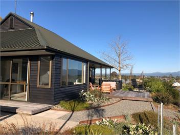 Views over Blenheim (Bachcare) - Blenheim