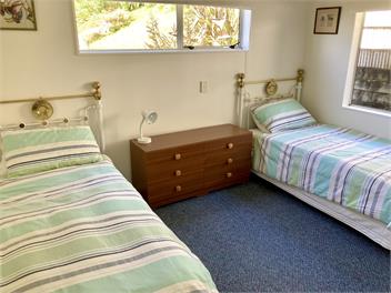 Hahei Holiday Home -