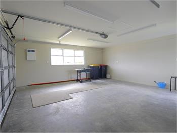 Fiordland Getaway (Bachcare) - Te Anau