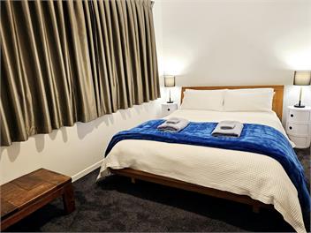 OB Retreat - 6 bedrooms, Ideal for families, friends & work groups. Private & quiet. - Wellington