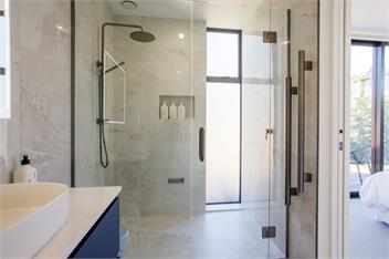 Luxury Fern Burn Retreat, Wanaka - Wanaka