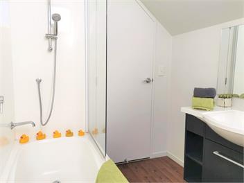 BARTLETT BY THE PARK Location and comfort - Christchurch