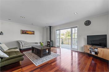 Heritage Charm (Bachcare) - New Plymouth