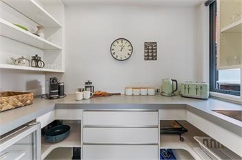The Moorings Apartment 5 - a stone's throw from the lake! - Taupo