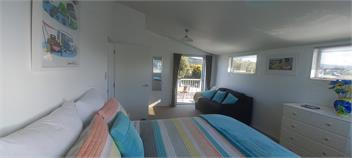 available KINGS BIRTHDAY WEEKEND 'Ocean Cove at Whangamata (5 minutes from beach & shops) - Coromandel