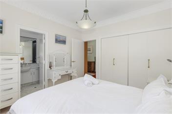 Stay over the Harbour - Beautiful Miramar Villa - Wellington