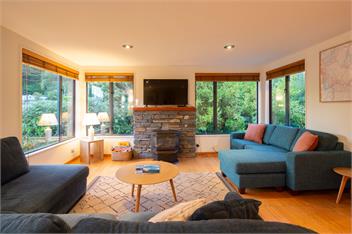 Prime Location | 3 bedroom home | Unlimited WIFI - Queenstown