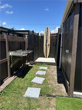 SURF Shack - Whangmata