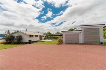 Marina View -