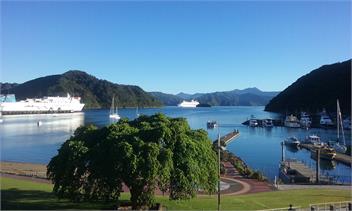 Sounds View 304 - Picton