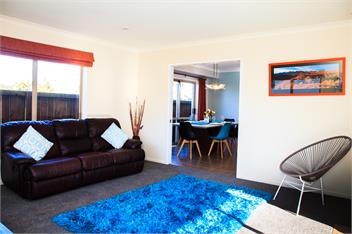 Papamoa quiet and close to the beach - Papamoa
