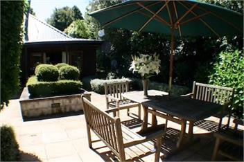 Walnut Grove Lodge sleeps 26 - Christchurch