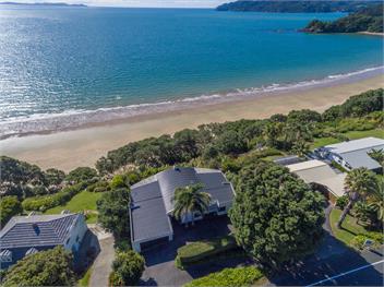 COOPERS BEACH FRONT - 