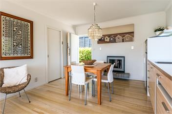 Bach on Burrell - Auckland