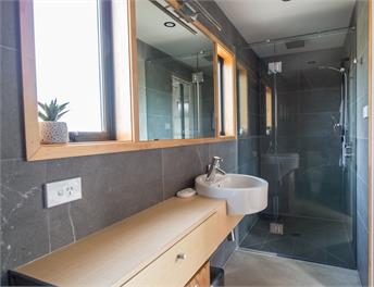 Out the Bay | Guest House at the beach - Westport