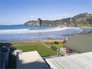 Taupo Bay, Absolute Beachfront!, Far North NZ,  5 Bedrooms and 2 Bathroom .  - Northland