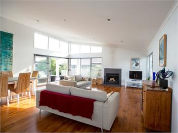 Waikanae Retreat (Bachcare) - Waikanae Beach