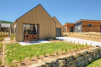 The Place To Be (Bachcare) - Wanaka
